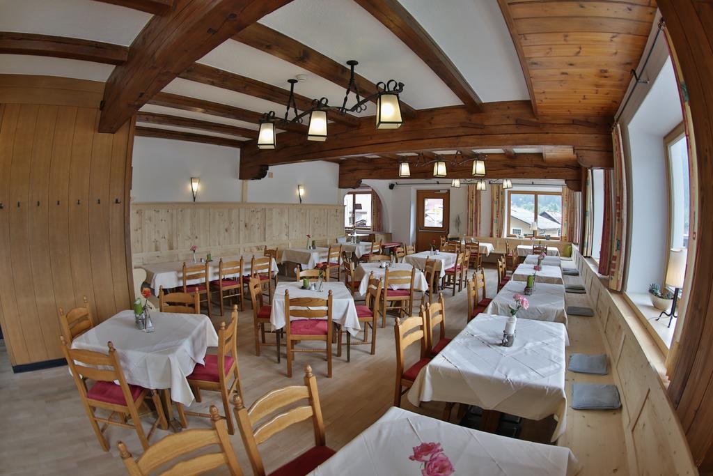 Alpenhotel Oetz Eksteriør bilde
