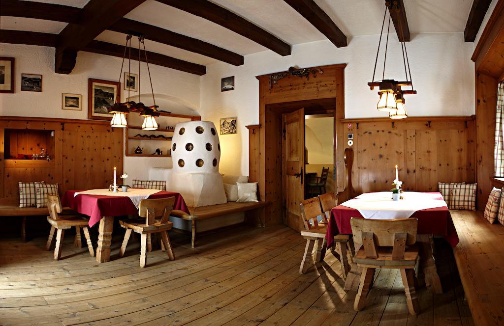 Alpenhotel Oetz Eksteriør bilde