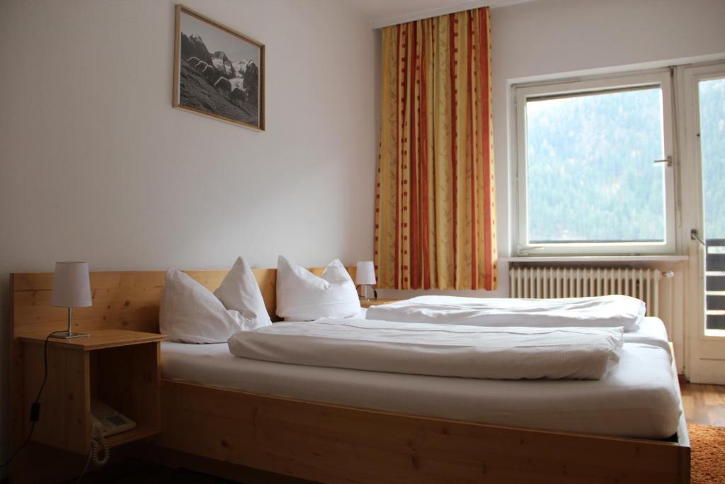 Alpenhotel Oetz Rom bilde